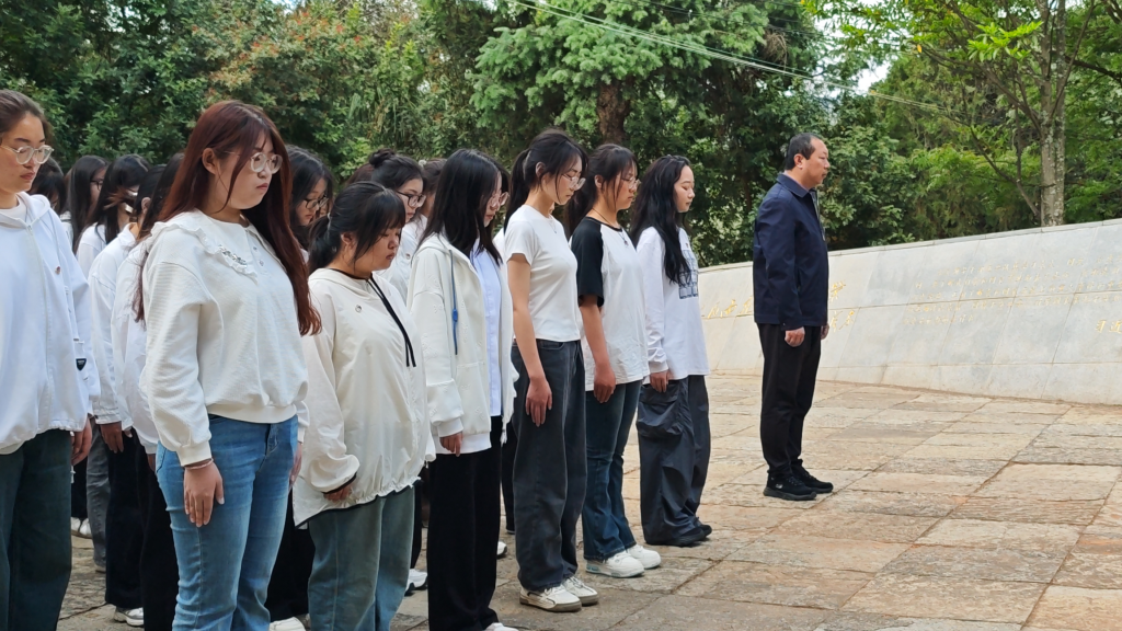 爱游戏