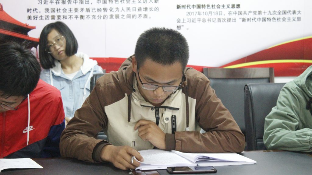 爱游戏